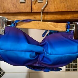 La Vie en Rose bikini top